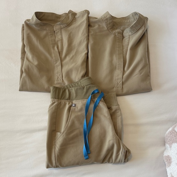 Figs Other - Women’s Figs Set Khaki